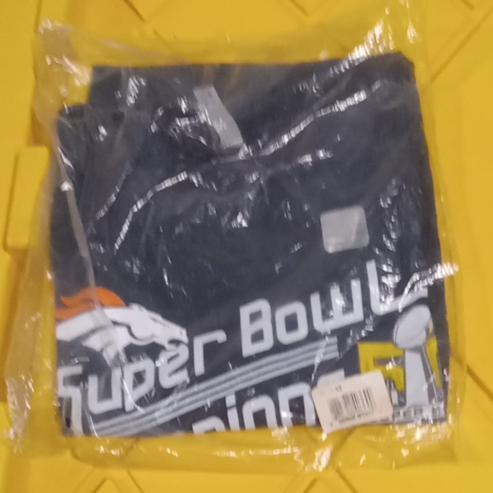 Nfl denver broncos tshirt